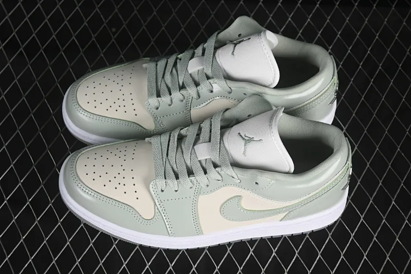 All categories Air Jordan Jordan series basketball shoes Air Jordan 1 Low G version pure original Air Jordan 1 Low AJ1 Joe 1 amber green low-top cultural casual sneakers HF4078-100